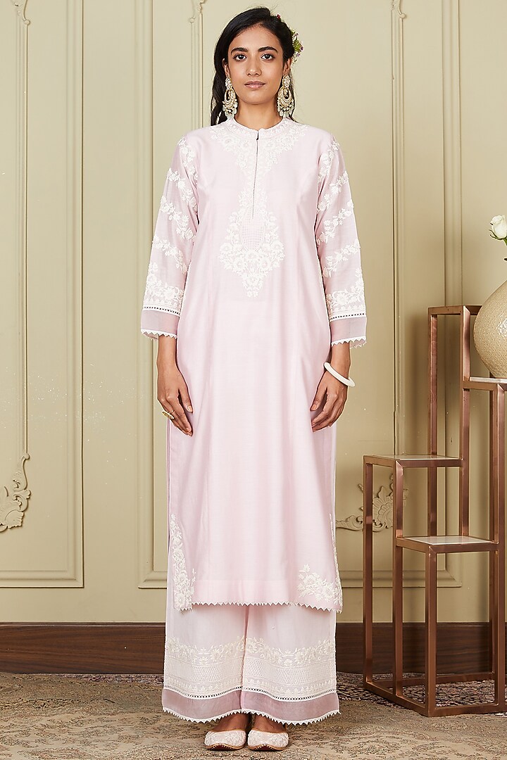 Blush Pink Embroidered Kurta Set by Sheetal Batra at Pernia's Pop Up Shop
