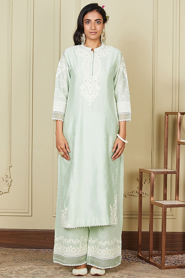 Frosty Green Embroidered Kurta Set by Sheetal Batra at Pernia's Pop Up Shop