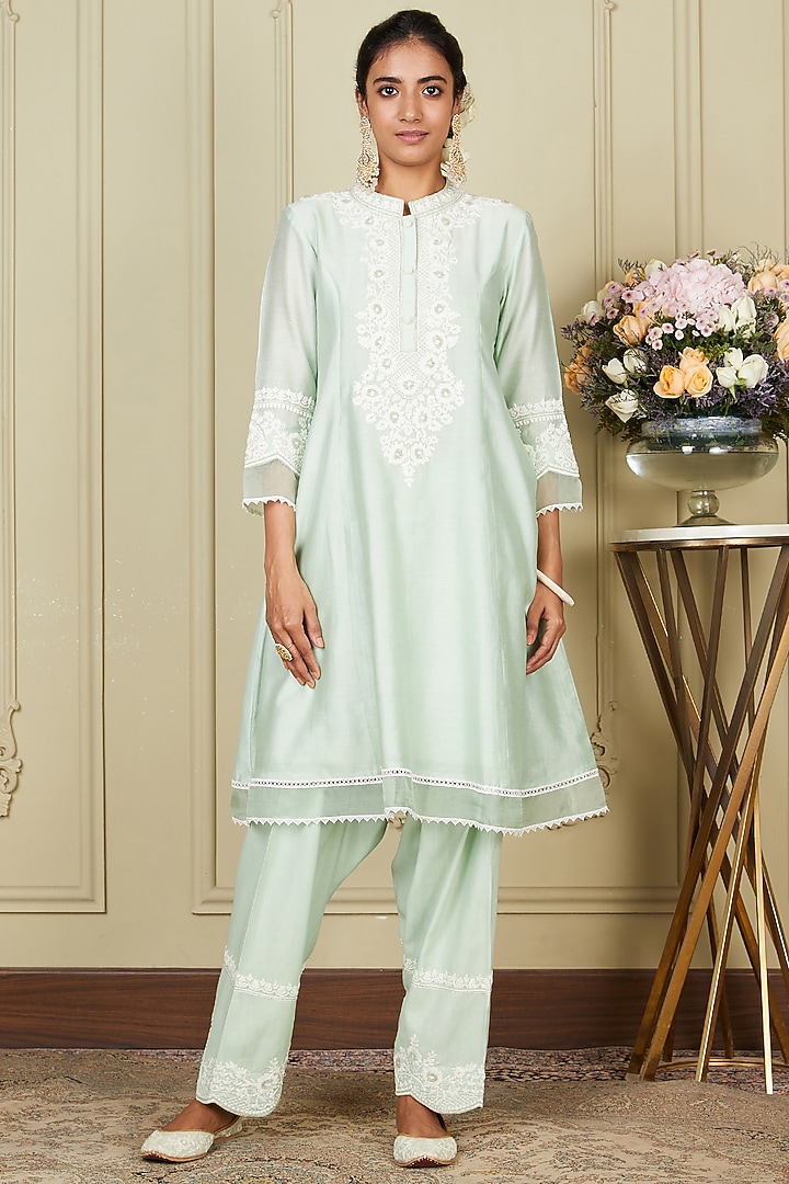 Frosty Green A-line Short Kurta Set by Sheetal Batra at Pernia's Pop Up Shop