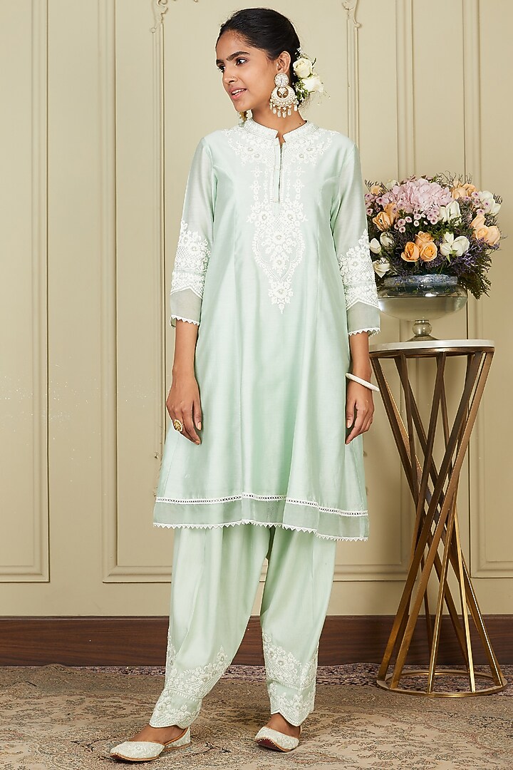 Frosty Green A-line Short Kurta Set by Sheetal Batra at Pernia's Pop Up Shop
