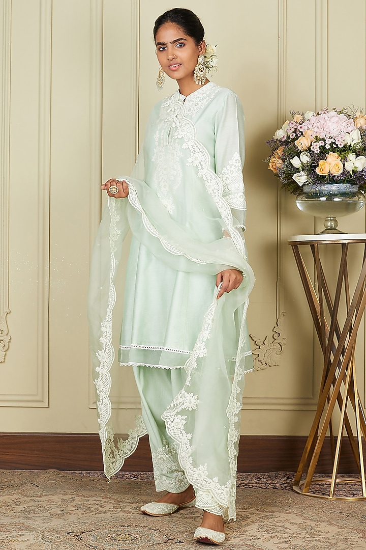 Frosty Green A-line Short Kurta Set by Sheetal Batra at Pernia's Pop Up Shop