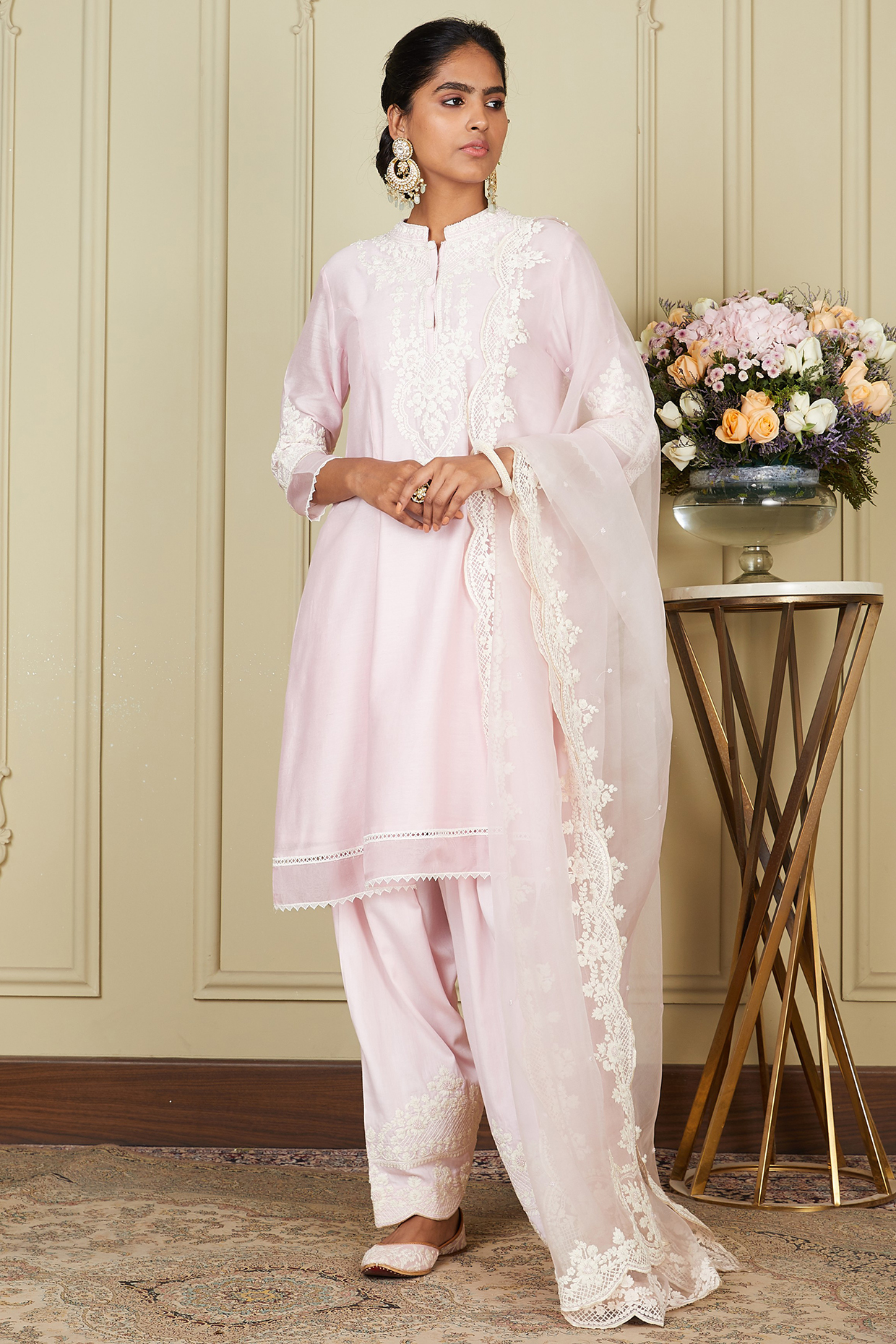 Pearl Blush A-line Short Kurta Set by Sheetal Batra at Pernia's Pop Up Shop