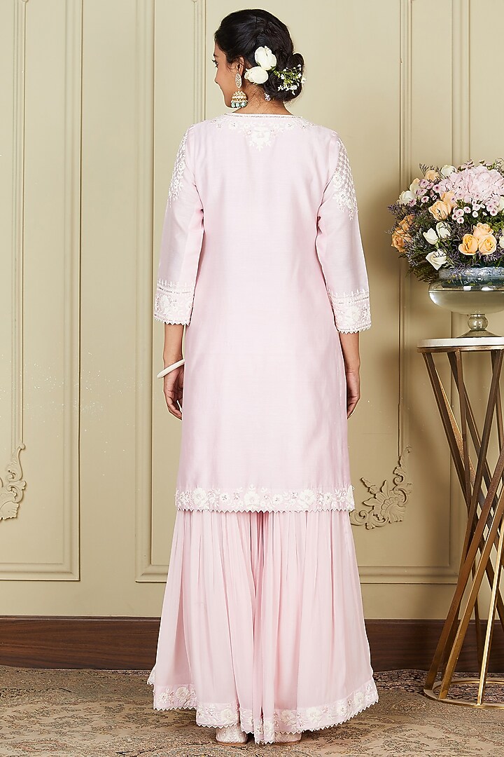 Pearl Blush Embroidered Gharara Set by Sheetal Batra at Pernia's Pop Up Shop