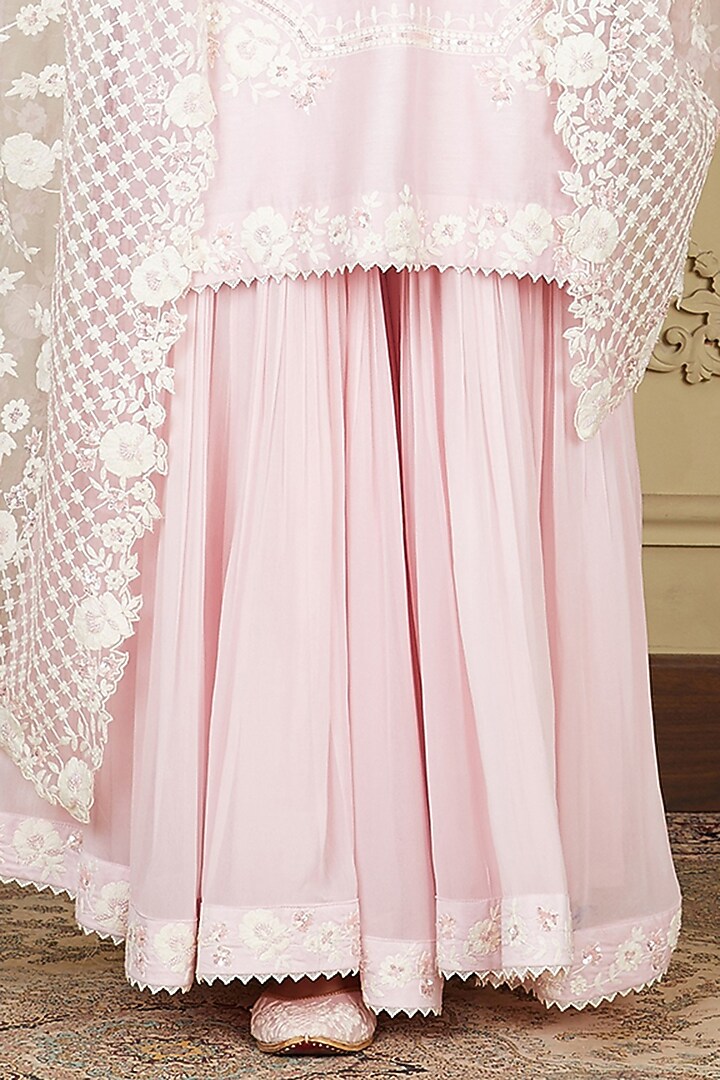 Pearl Blush Embroidered Gharara Set by Sheetal Batra at Pernia's Pop Up Shop