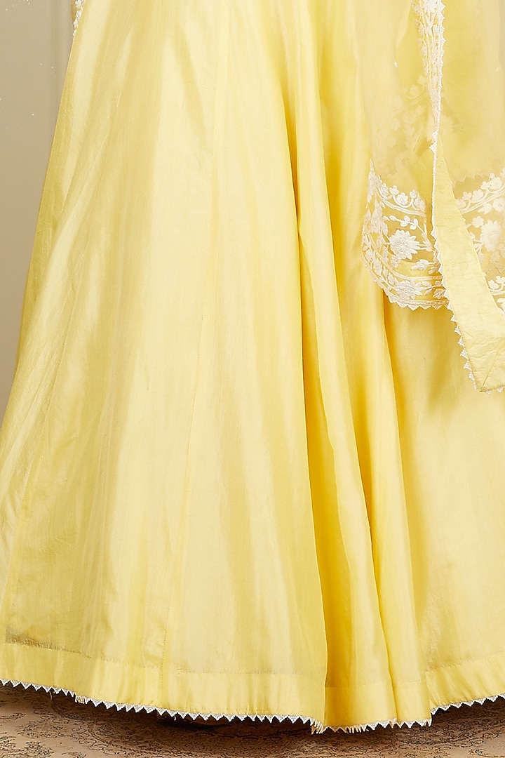 Lemon Yellow Embroidered Wedding Lehenga Set by Sheetal Batra at Pernia's Pop Up Shop