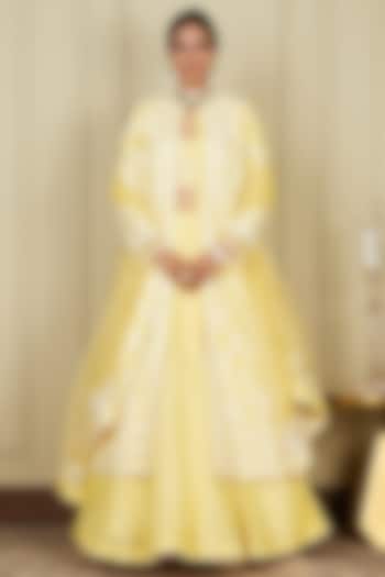 Lemon Yellow Pure Habutai Dori Embroidered Jacket Wedding Lehenga Set by Sheetal Batra at Pernia's Pop Up Shop