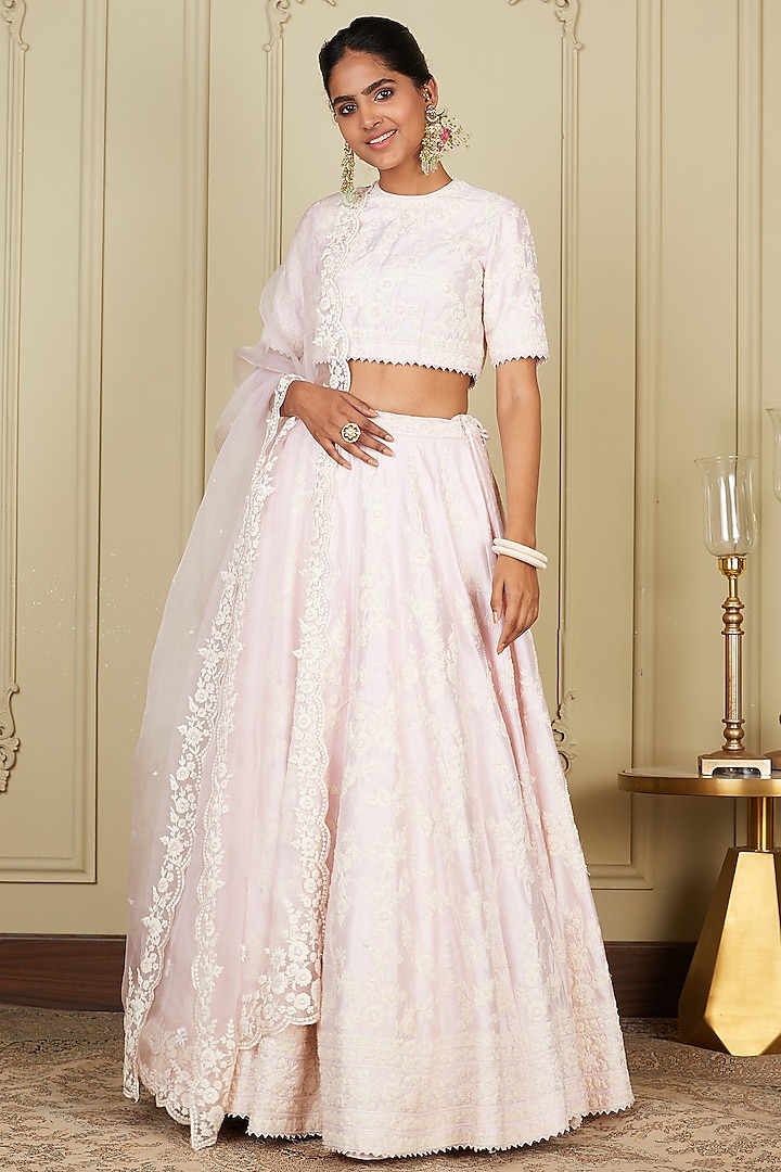 Pearl Blush Embroidered Bridal Lehenga Set by Sheetal Batra at Pernia's Pop Up Shop