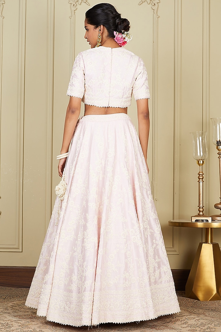 Pearl Blush Embroidered Bridal Lehenga Set by Sheetal Batra at Pernia's Pop Up Shop