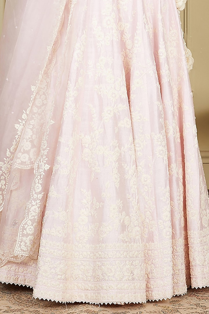 Pearl Blush Embroidered Bridal Lehenga Set by Sheetal Batra at Pernia's Pop Up Shop