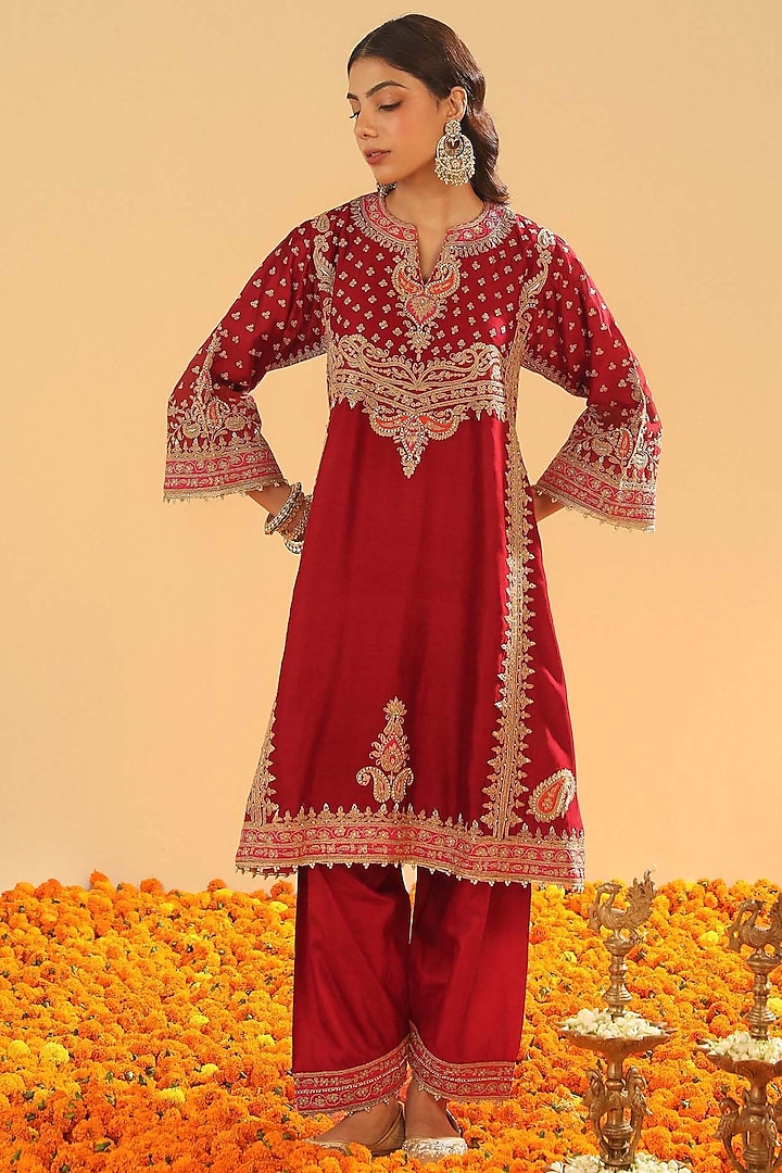Deep Red Silk Chanderi Kiran Dori Embroidered Kurta Set by Sheetal Batra at Pernia's Pop Up Shop