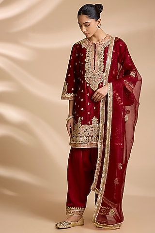 Red Pure Silk Banarasi Sequin Embroidered Kurta Set by Sheetal Batra