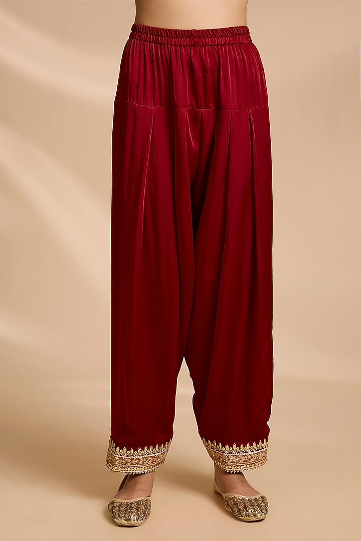 Red Pure Silk Banarasi Sequin Embroidered Kurta Set by Sheetal Batra at Pernia's Pop Up Shop
