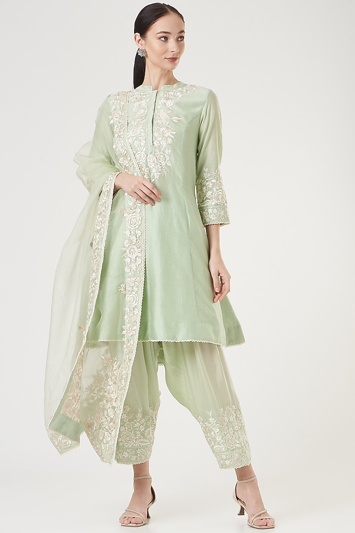 Mint Green Embroidered Kurta Set by Sheetal Batra at Pernia's Pop Up Shop