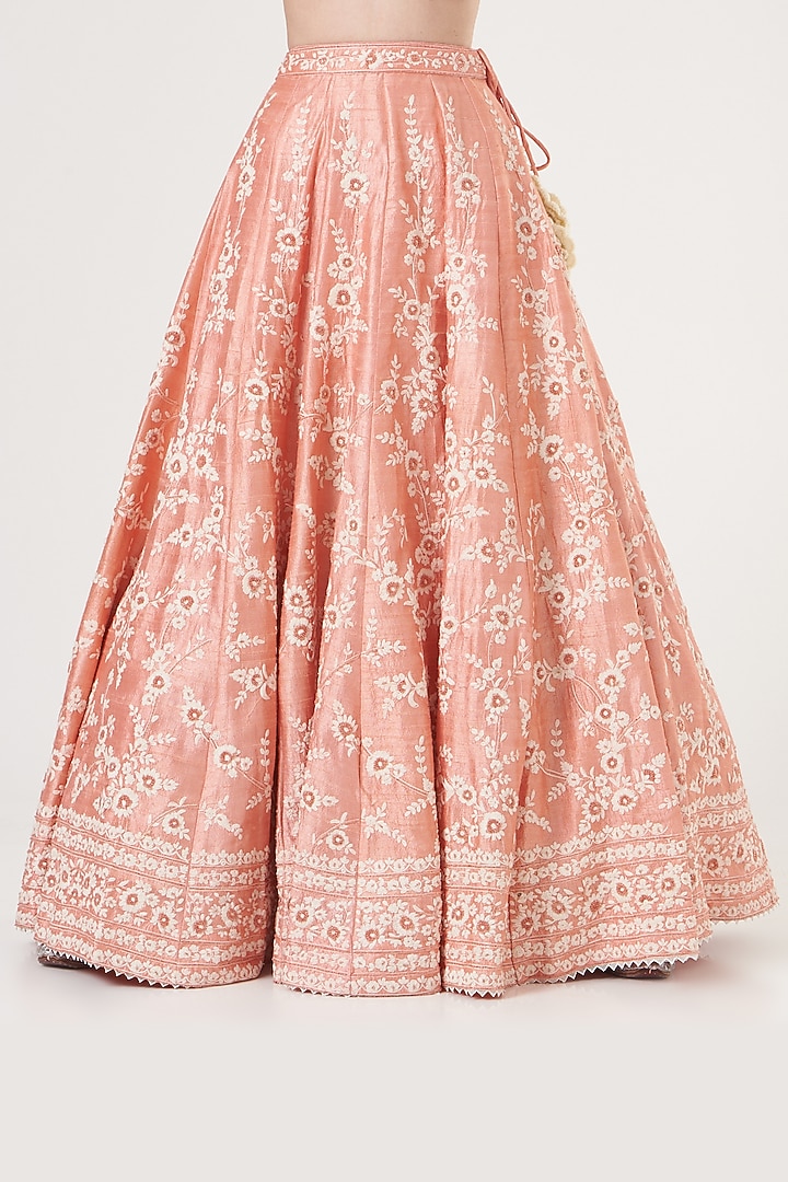 Peach Embroidered Lehenga Set by Sheetal Batra at Pernia's Pop Up Shop
