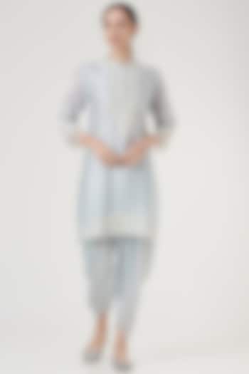Sky Blue Silk Chanderi Embroidered Kurta Set by Sheetal Batra at Pernia's Pop Up Shop