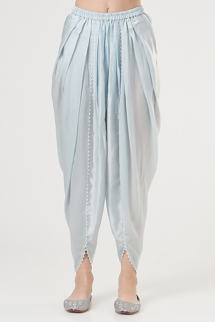 Sky Blue Silk Chanderi Embroidered Kurta Set by Sheetal Batra at Pernia's Pop Up Shop