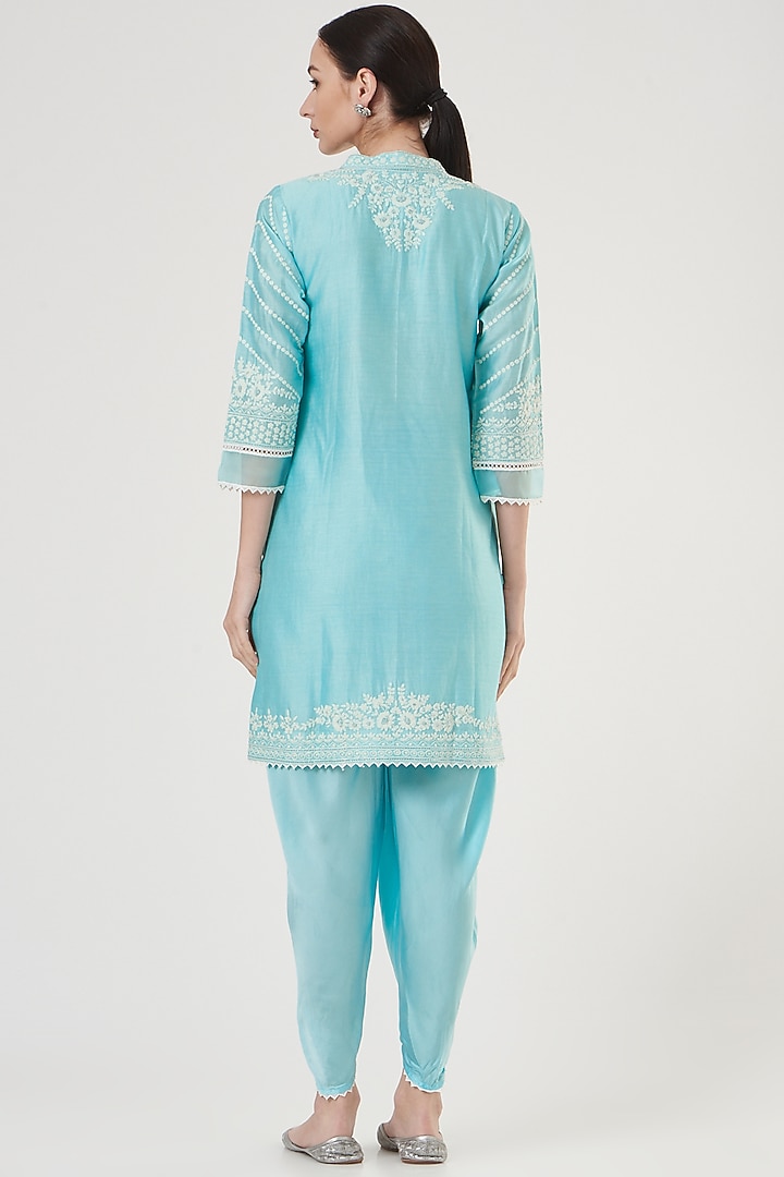 Blue Kurta Set In Silk Chanderi by Sheetal Batra at Pernia's Pop Up Shop