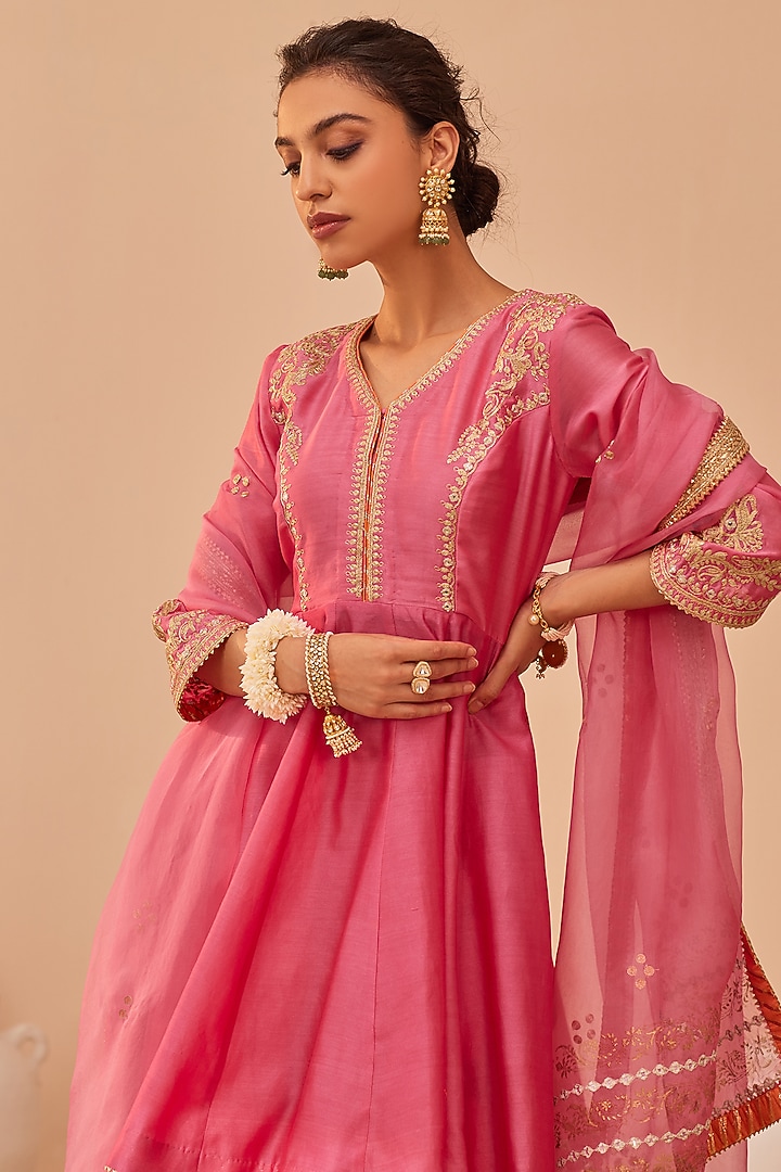 Flamingo Pink Georgette Gharara Set by Sheetal Batra at Pernia's Pop Up Shop