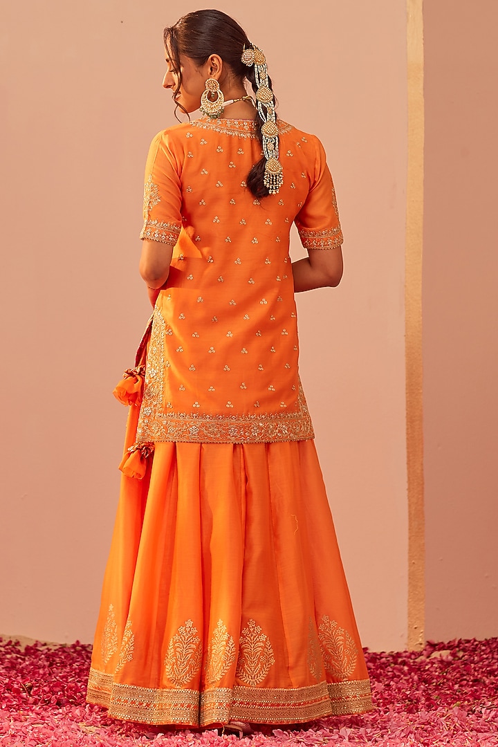Tangerine Orange Silk Chanderi & Banarasi Embroidered Kurta Set by Sheetal Batra at Pernia's Pop Up Shop
