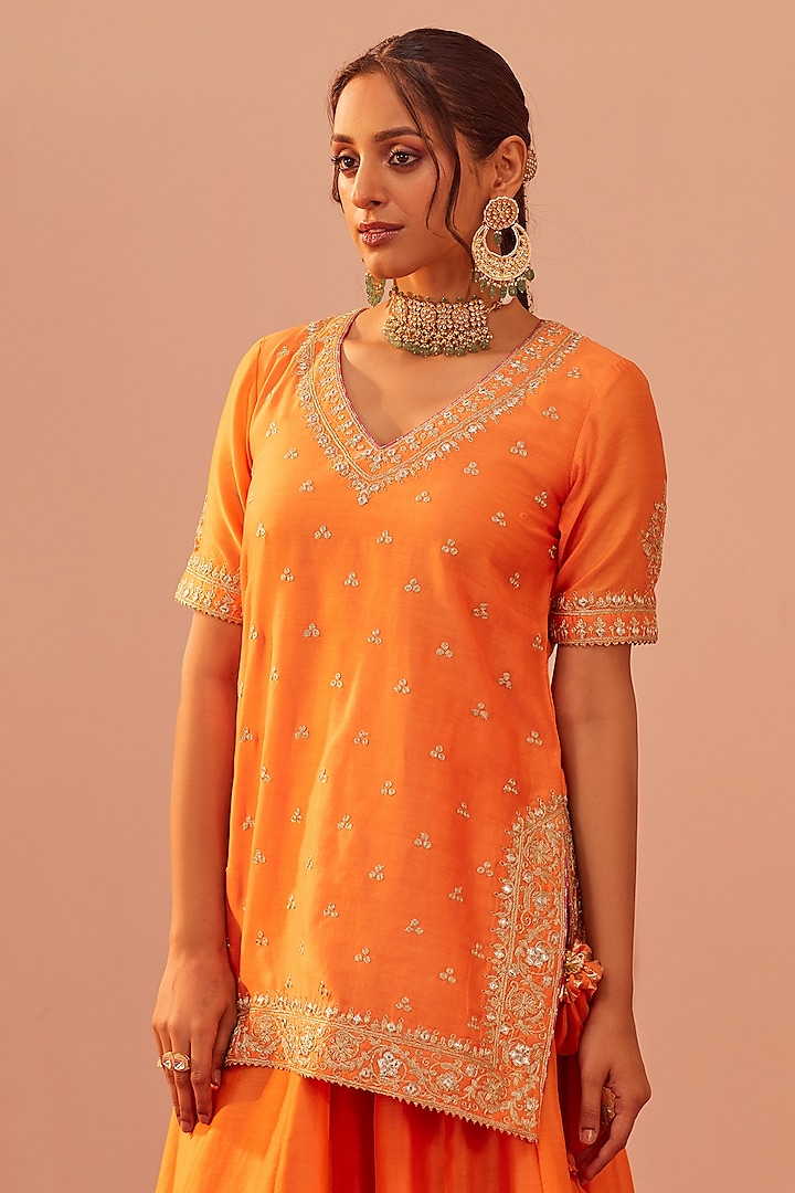 Tangerine Orange Silk Chanderi & Banarasi Embroidered Kurta Set by Sheetal Batra at Pernia's Pop Up Shop