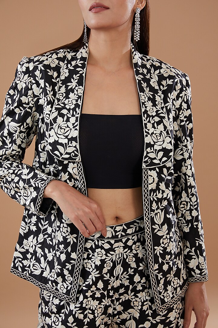 Black Pure Silk Embroidered Coat Set by Sheetal Batra at Pernia's Pop Up Shop