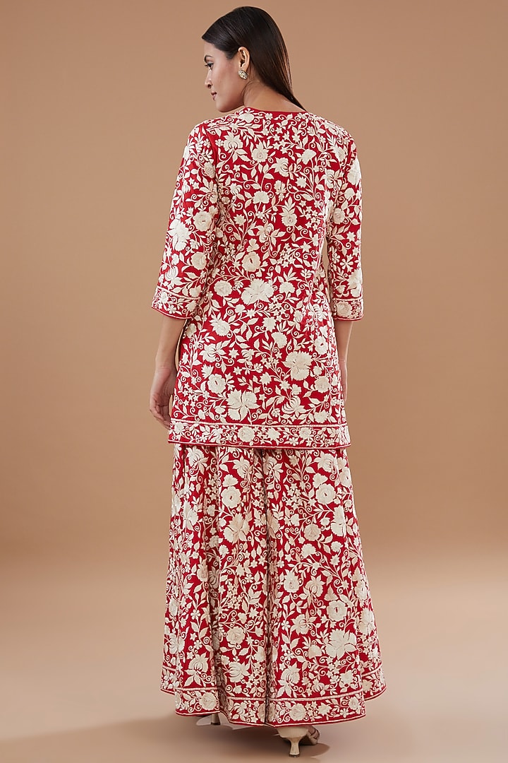 Red Pure Chanderi Silk Embroidered Pleated Gharara Set by Sheetal Batra at Pernia's Pop Up Shop