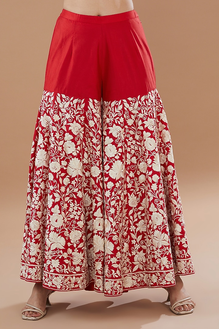 Red Pure Chanderi Silk Embroidered Pleated Gharara Set by Sheetal Batra at Pernia's Pop Up Shop