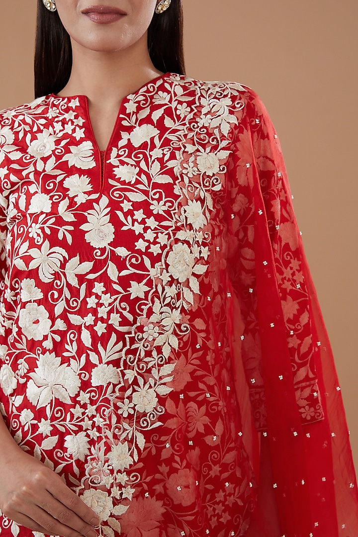 Red Pure Chanderi Silk Embroidered Pleated Gharara Set by Sheetal Batra at Pernia's Pop Up Shop