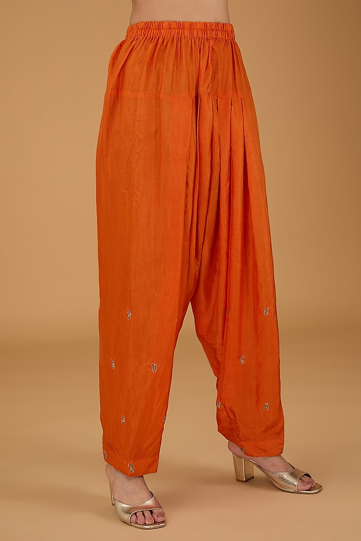 Orange Silk Zardosi Embroidered Short Kurta Set by Sheetal Batra at Pernia's Pop Up Shop