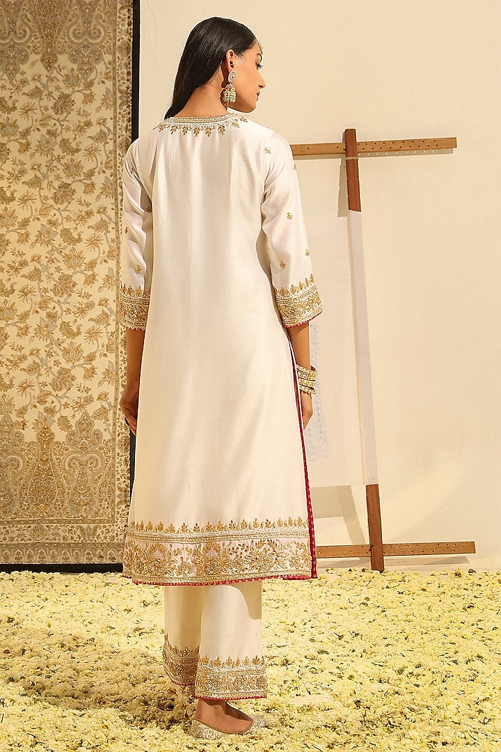 Daisy Ivory Silk Chanderi Gota Patti Embellished A-Line Kurta Set by Sheetal Batra at Pernia's Pop Up Shop