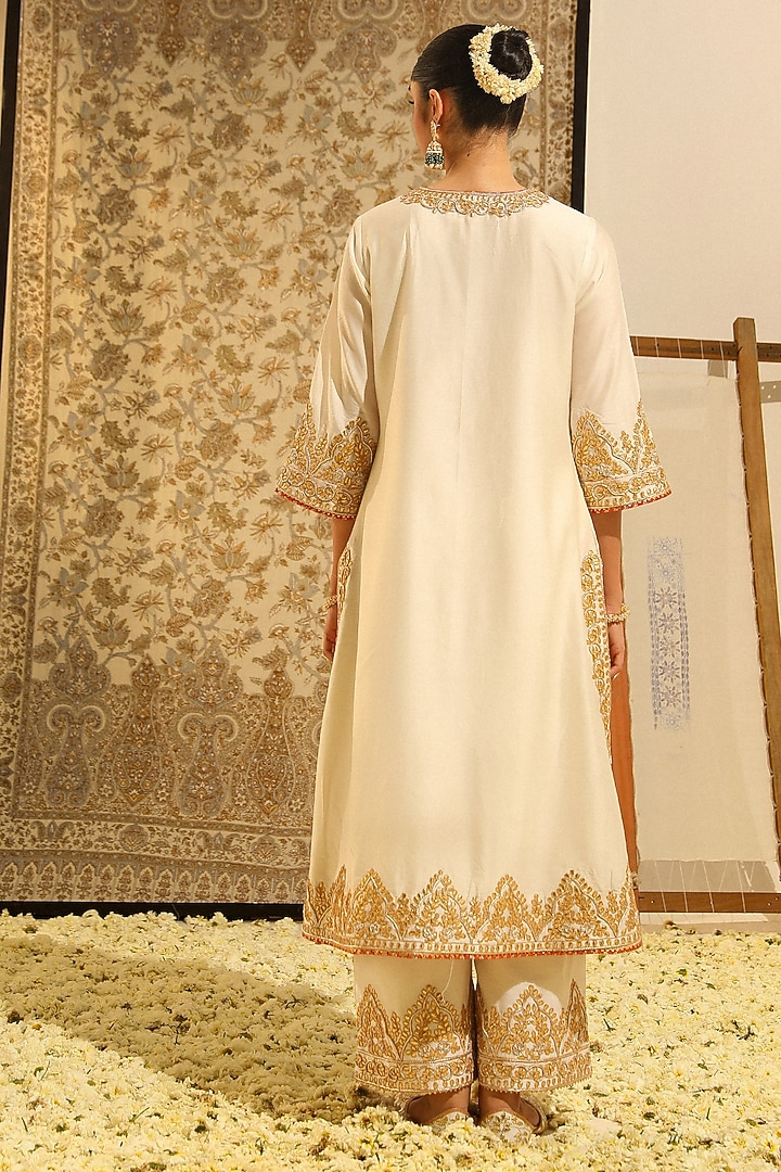 Daisy Ivory Silk Chanderi Gota Patti Embellished A-Line Kurta Set by Sheetal Batra at Pernia's Pop Up Shop