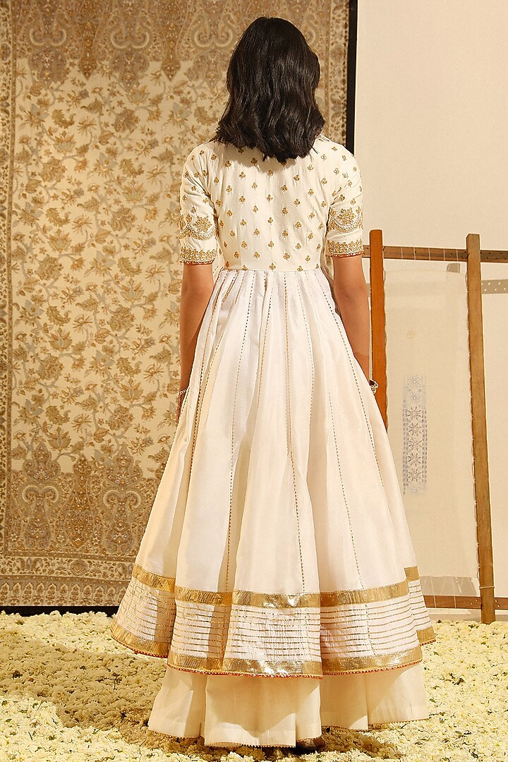 Daisy Ivory Pure Silk Chanderi Gota Patti Embellished Wedding Anarkali Set by Sheetal Batra at Pernia's Pop Up Shop