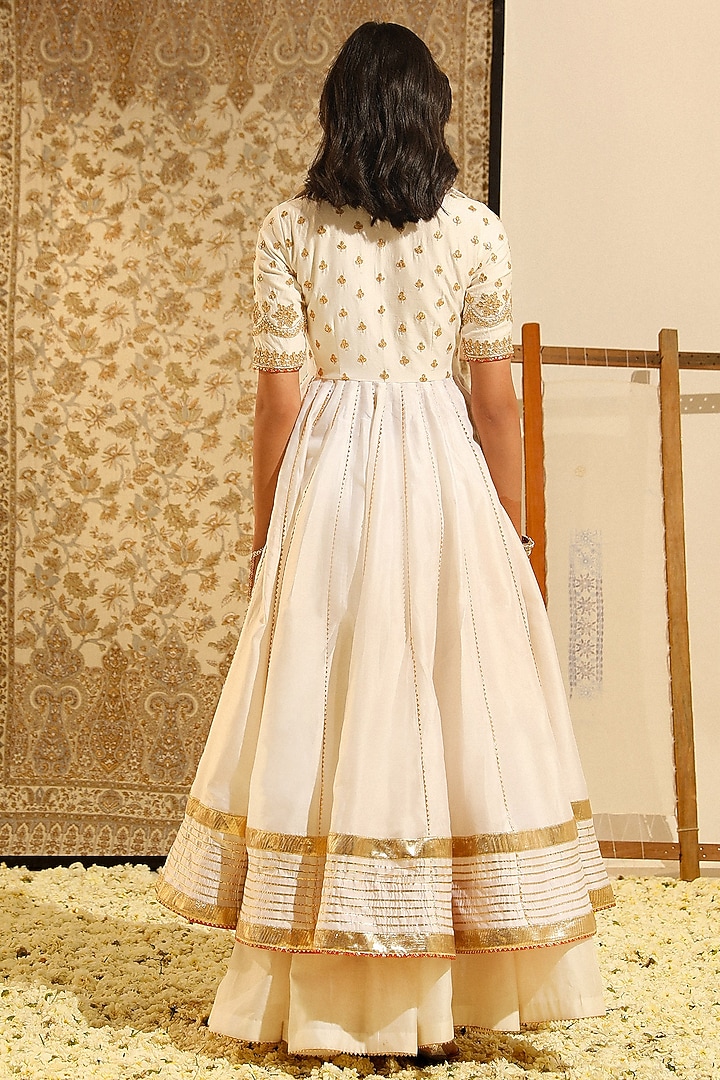 Daisy Ivory Pure Silk Chanderi Gota Patti Embellished Wedding Anarkali Set by Sheetal Batra at Pernia's Pop Up Shop