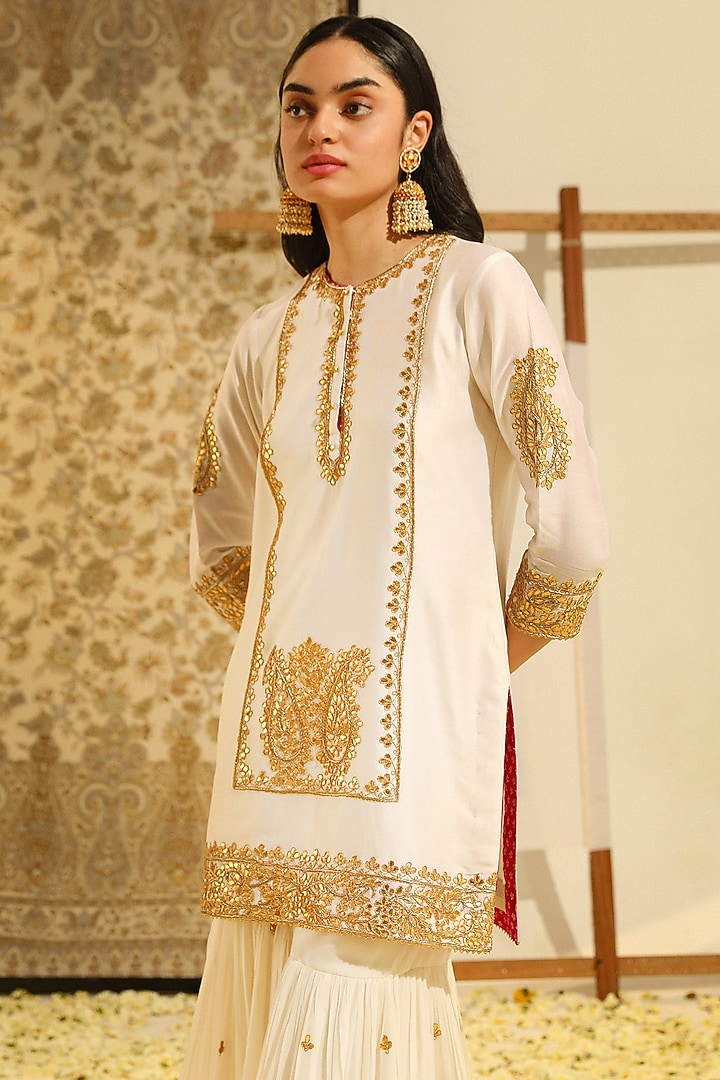 Daisy Ivory Pure Silk Chanderi Gharara Set by Sheetal Batra at Pernia's Pop Up Shop