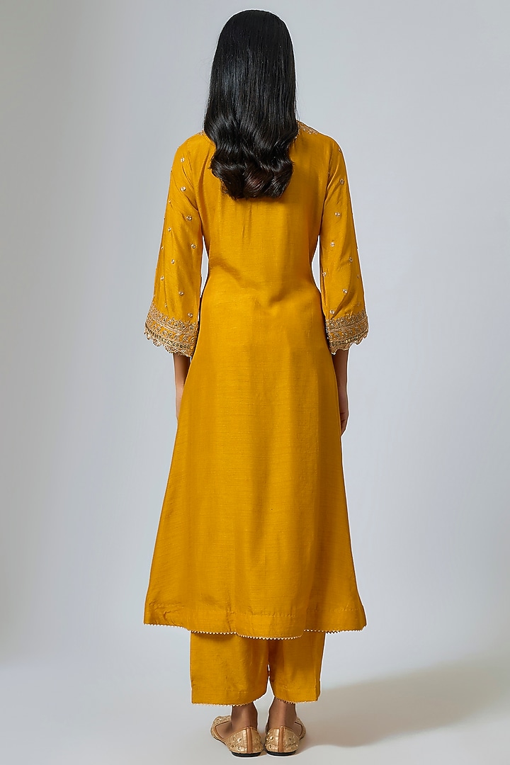 Yellow Pure Silk Kirandori & Sitara Embroidered Kurta Set by Sheetal Batra at Pernia's Pop Up Shop