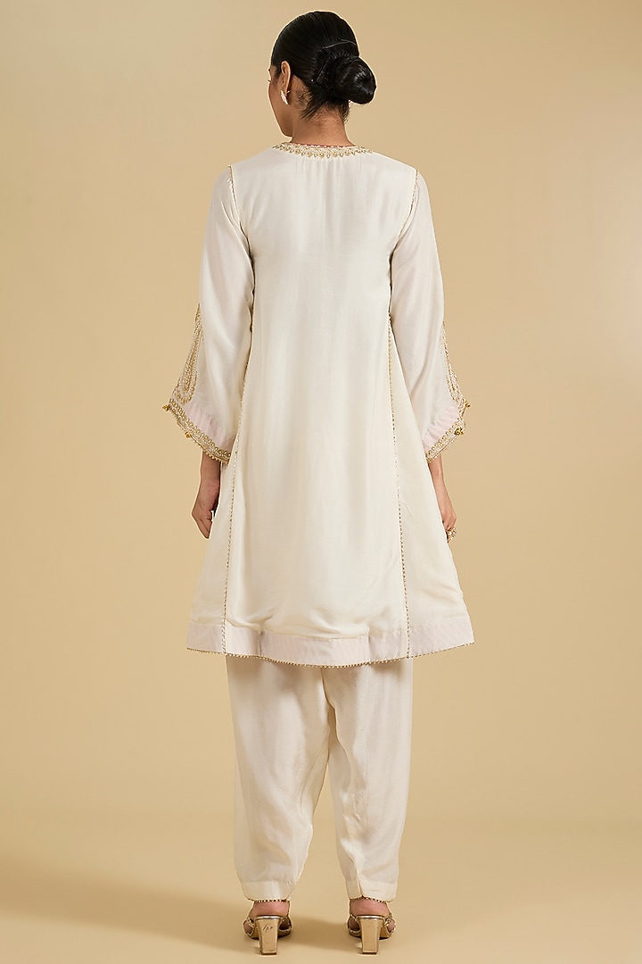 Ivory Pure Upada Silk Zardosi Embroidered Choga Kurta Set by Sheetal Batra at Pernia's Pop Up Shop