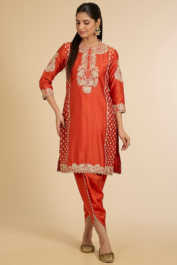Burnt Orange Chanderi Silk Kashmiri Tilla Embroidered Kurta Set by Sheetal Batra at Pernia's Pop Up Shop