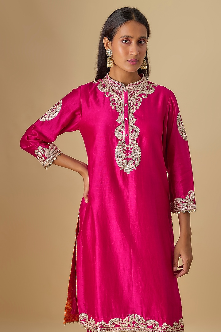Hot Pink Chanderi Silk Kashmiri Tilla Embroidered Kurta Set by Sheetal Batra at Pernia's Pop Up Shop