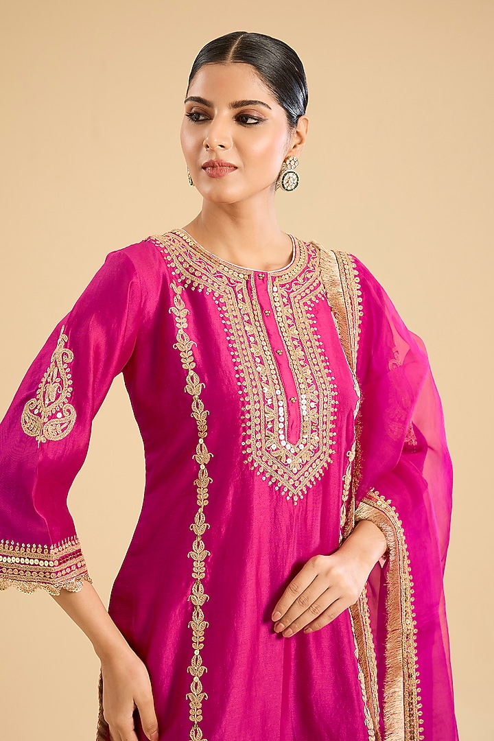 Hot Pink Silk Chanderi Sitara Embroidered A-Line Kurta Set by Sheetal Batra at Pernia's Pop Up Shop