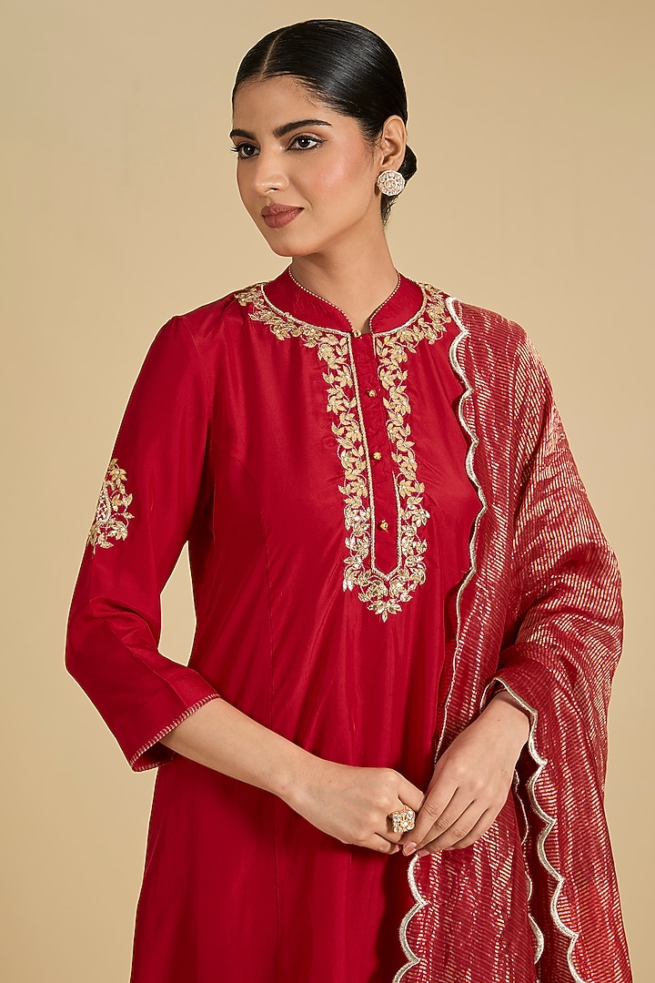 Red Pure Habutai Silk Pearl Embroidered Kurta Set by Sheetal Batra at Pernia's Pop Up Shop