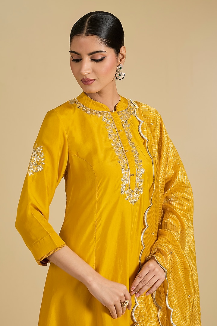Yellow Pure Habutai Silk Pearl Embroidered Kurta Set by Sheetal Batra at Pernia's Pop Up Shop