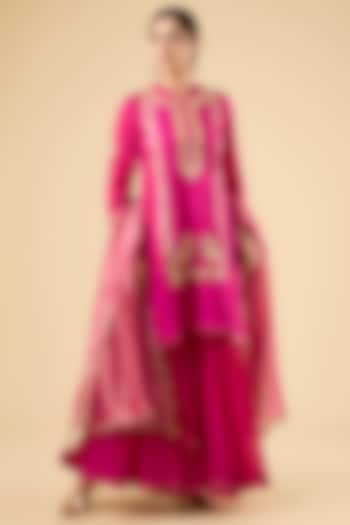 Hot Pink Pure Habutai Silk Dabka Embroidered Kurta Set by Sheetal Batra at Pernia's Pop Up Shop