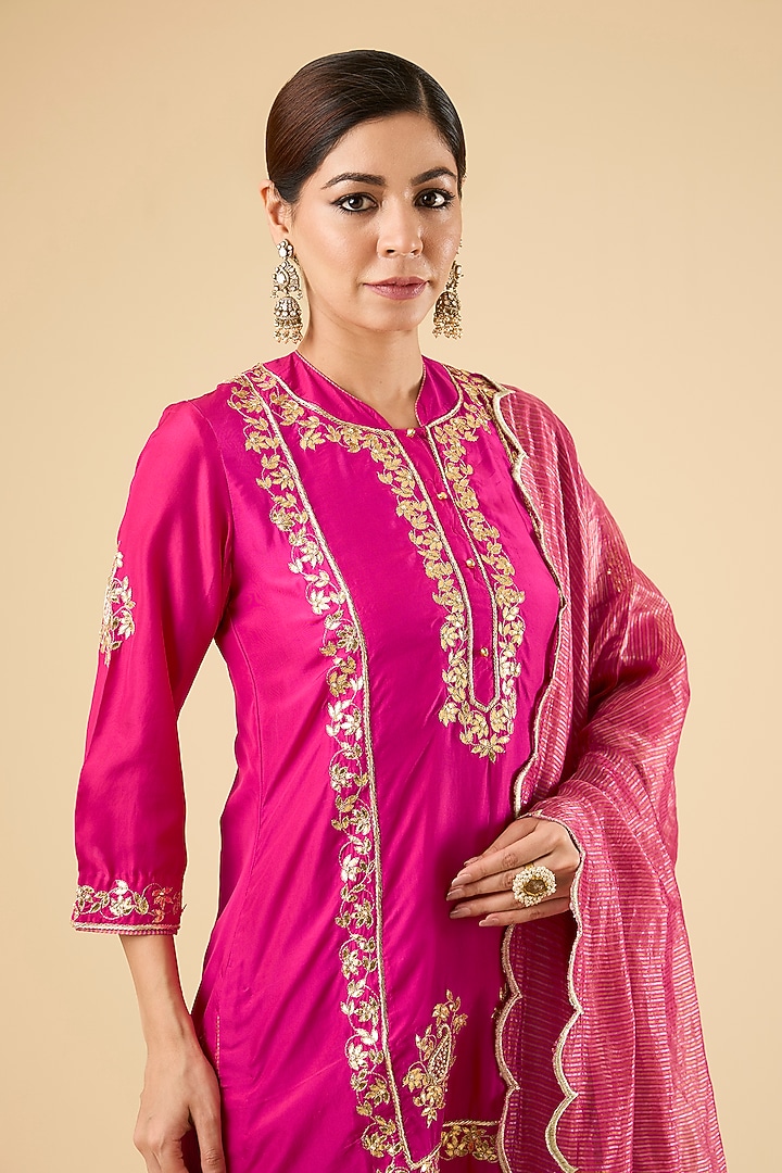 Hot Pink Pure Habutai Silk Dabka Embroidered Kurta Set by Sheetal Batra at Pernia's Pop Up Shop