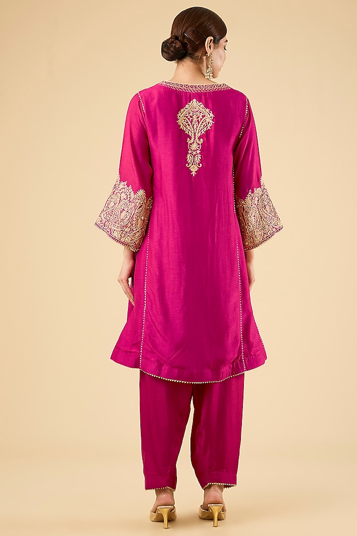 Hot Pink Upada Silk Kurta Set by Sheetal Batra at Pernia's Pop Up Shop