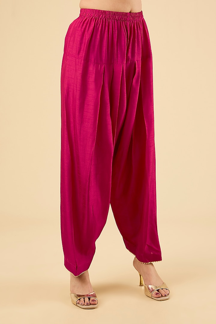 Hot Pink Upada Silk Kurta Set by Sheetal Batra at Pernia's Pop Up Shop