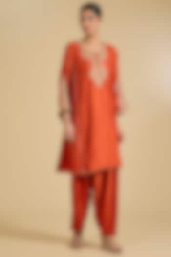 Orange Pure Upada Silk Zardosi Embroidered Choga Kurta Set by Sheetal Batra at Pernia's Pop Up Shop