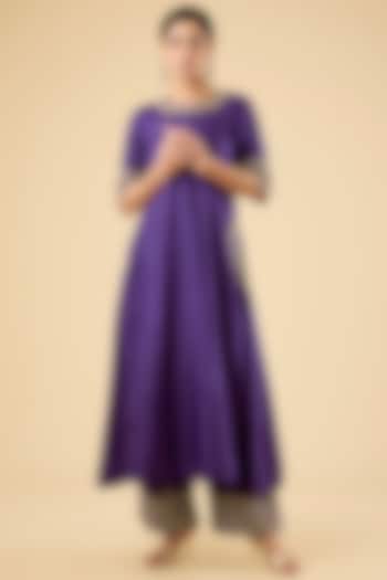 Purple Habutai Silk Kurta Set by Sheetal Batra at Pernia's Pop Up Shop