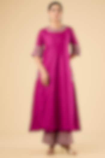 Hot Pink Habutai Silk Kurta Set by Sheetal Batra at Pernia's Pop Up Shop