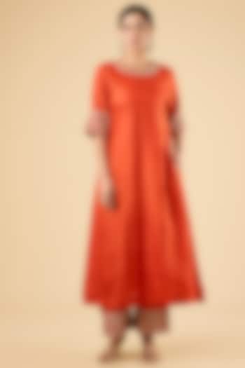 Burnt Orange Habutai Silk Kurta Set by Sheetal Batra at Pernia's Pop Up Shop