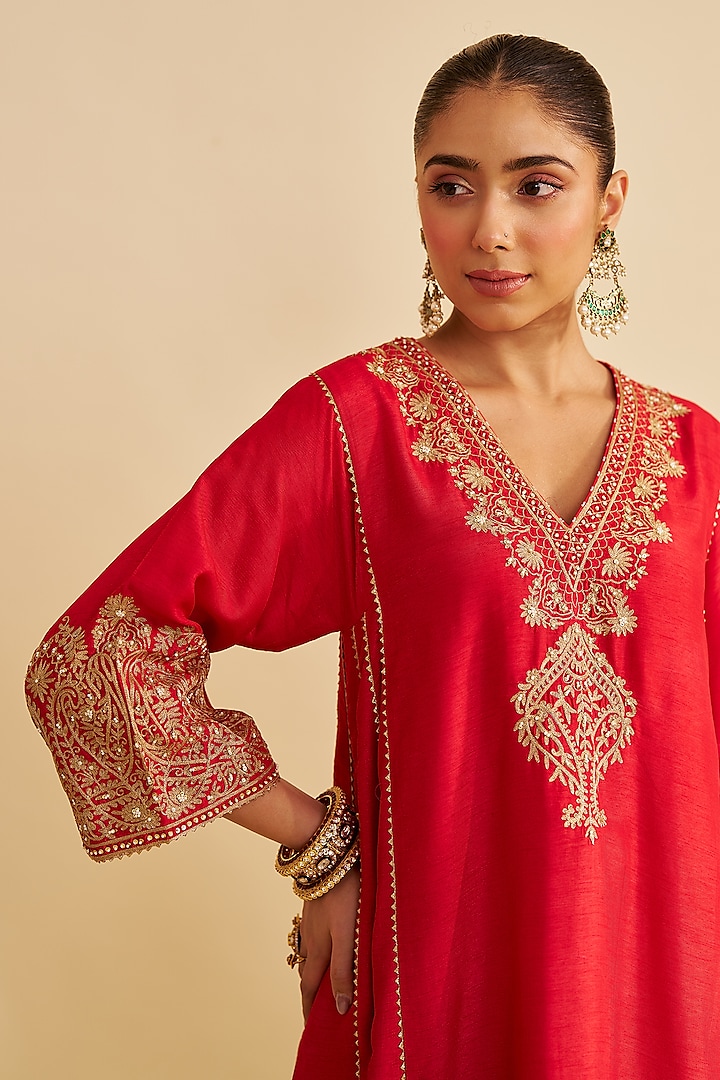 Red Upada Silk Gota Embroidered Kurta Set by Sheetal Batra at Pernia's Pop Up Shop